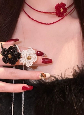 ins风红色山茶花串珠项链女款复古高级感显白锁骨链气质双层颈链