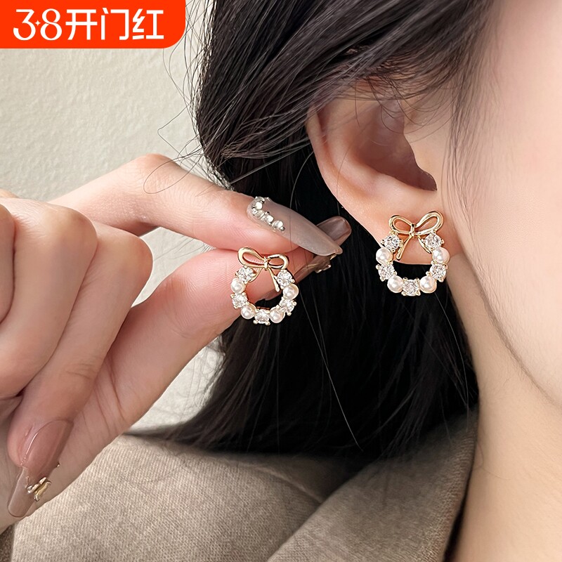 蝴蝶结珍珠耳钉女2025年新款爆款高级感轻奢耳环925纯银针耳饰