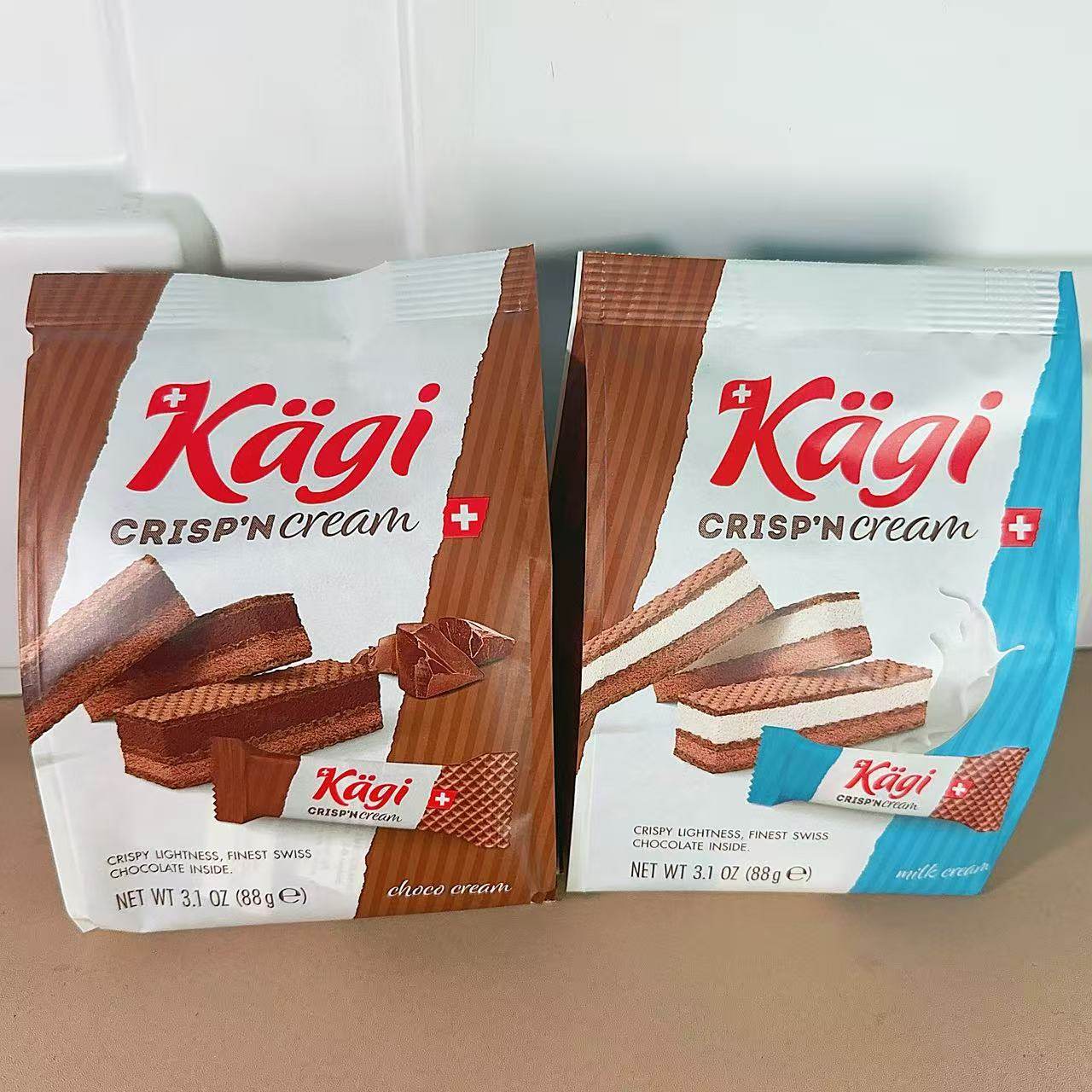 瑞士进口卡奇脆滑特浓牛奶巧克力威化饼干88g袋装零食临期特价