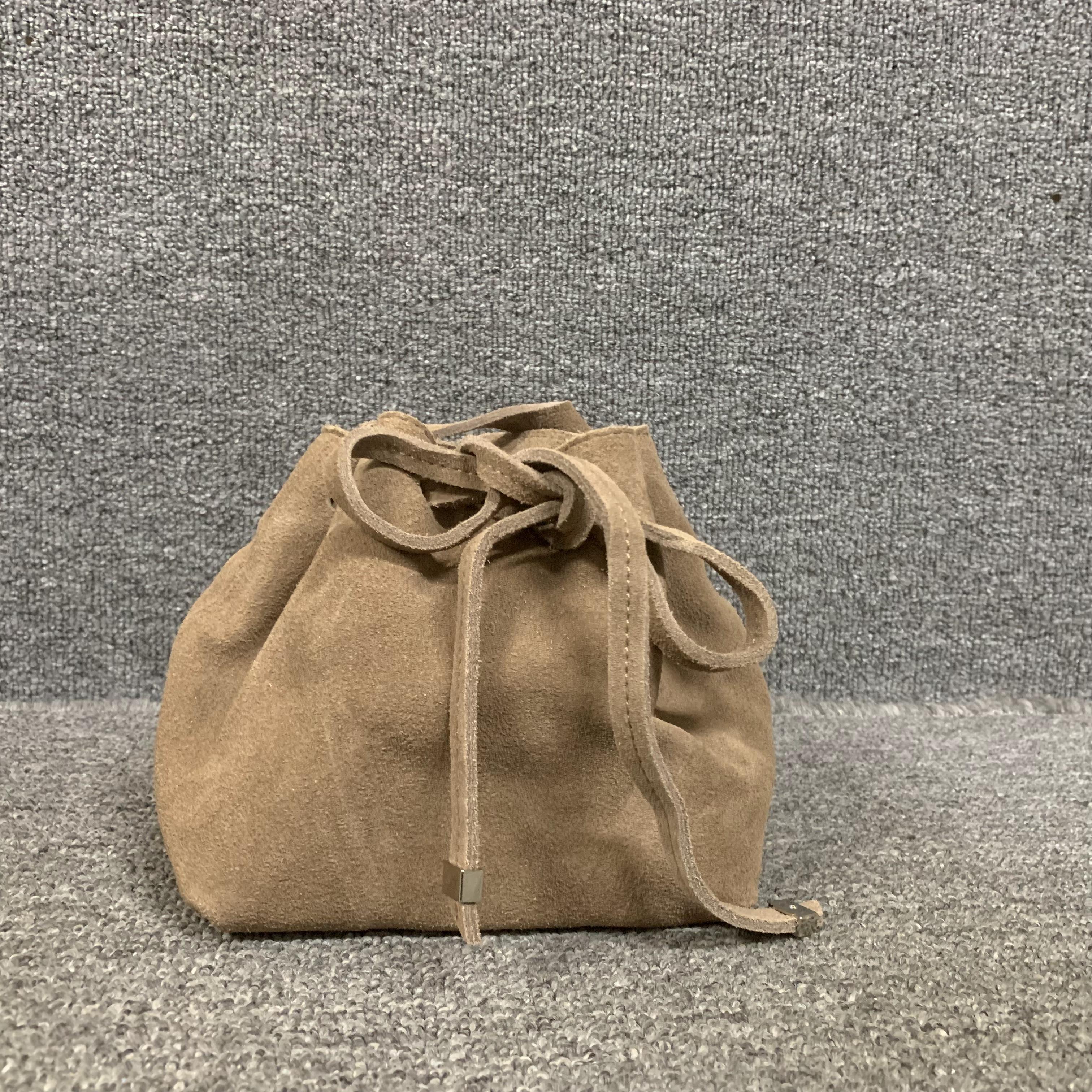 磨砂牛皮单肩斜跨水桶包女包