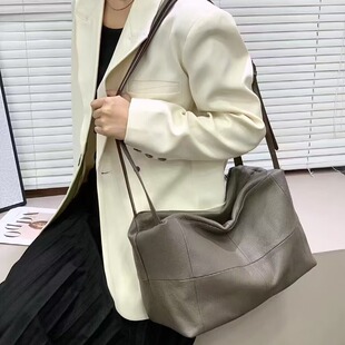 新品真皮女包手感好皮质软秋冬百搭时尚头层牛皮简约单肩斜跨大包