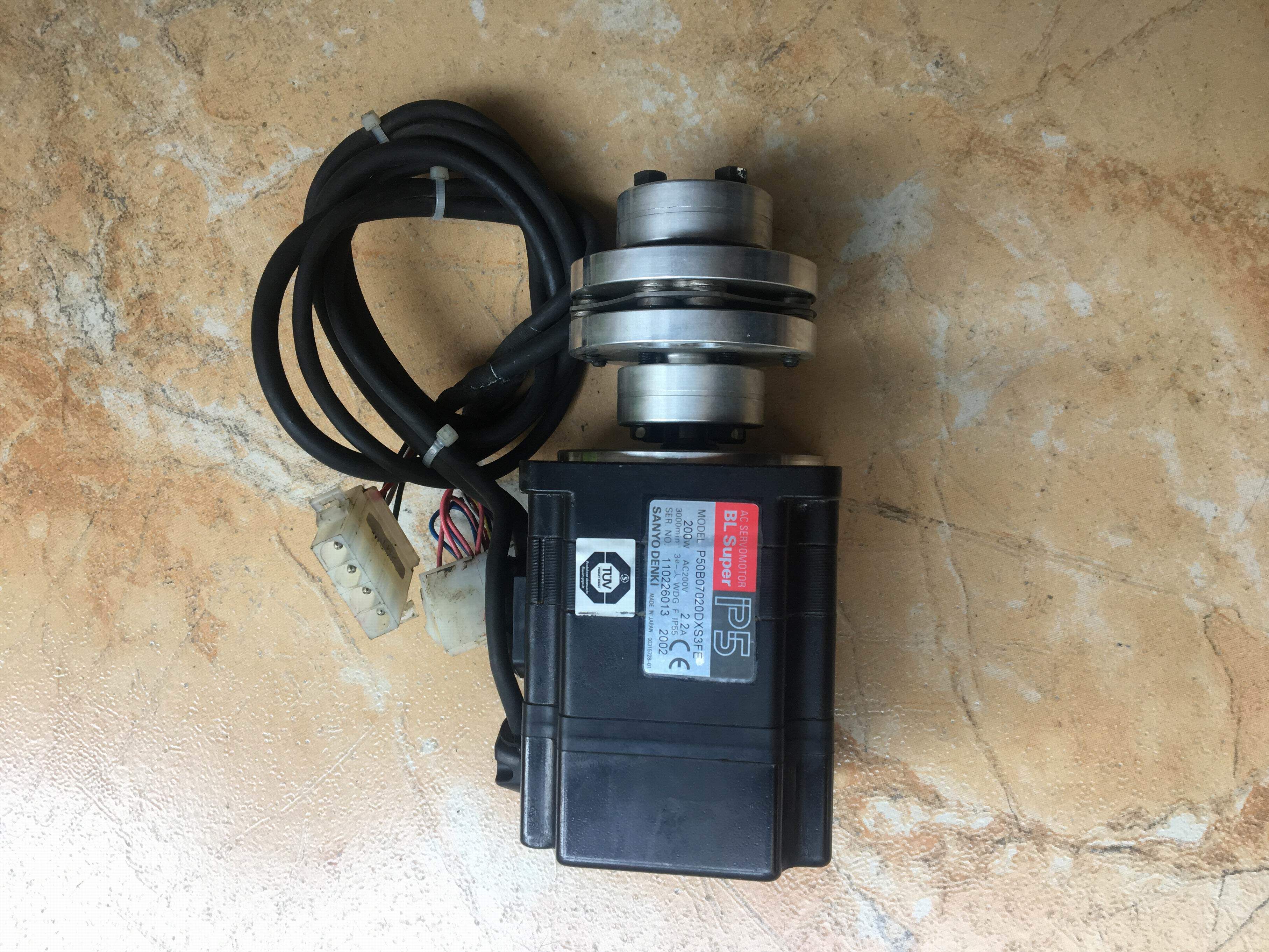 三洋伺服电机p50b07020dxs3fe