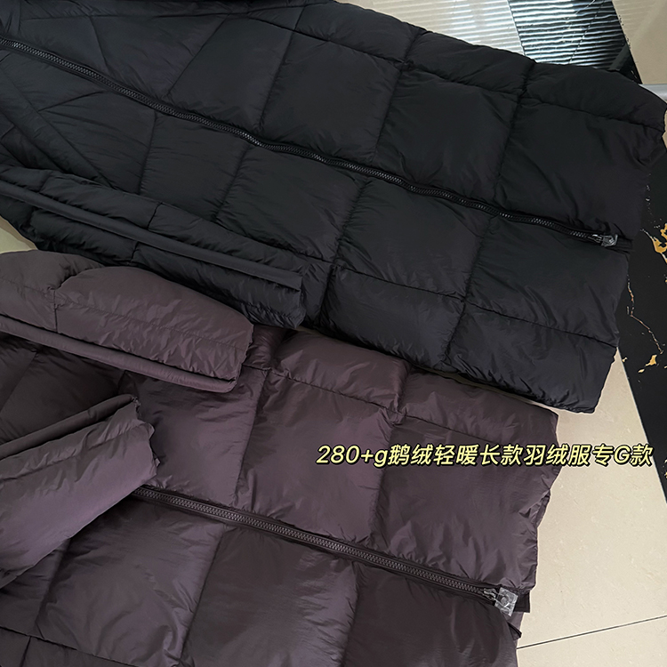 连帽中长款纯色羽绒服