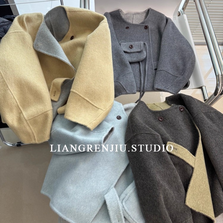 圆领长袖短款百搭毛呢外套