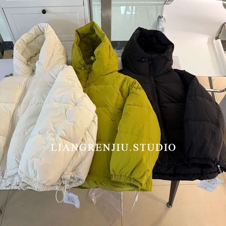 连帽纯色百搭舒适羽绒服