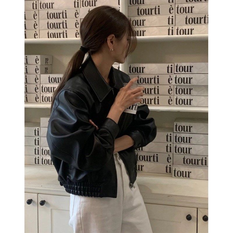 Coex Mall 首尔 ◆店主穿搭~韩国秋季气质短款小众黑色皮衣外套女