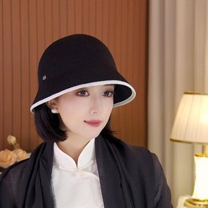 日系简约小香风素颜水桶帽女