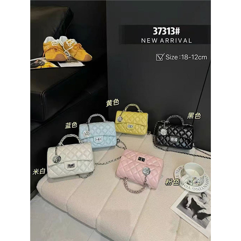 真皮菱格小香风小方包2025新款链条手提包精致女包通勤单肩斜挎包,箱包皮具/热销女包/男包,小方包,淘宝优惠券,粉丝福利购,淘宝优惠卷