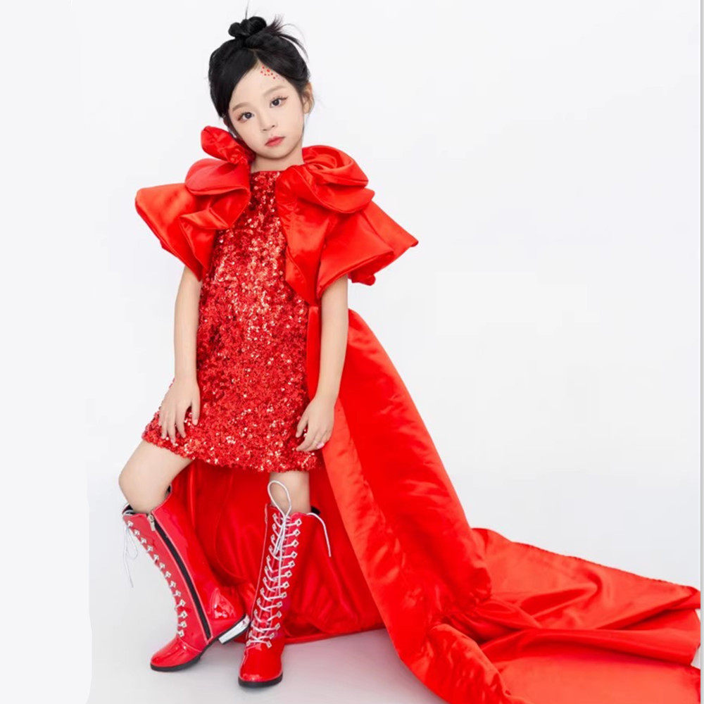 国潮走秀儿童t台模特中国风山河图潮童礼服女童车模机车t台演出服