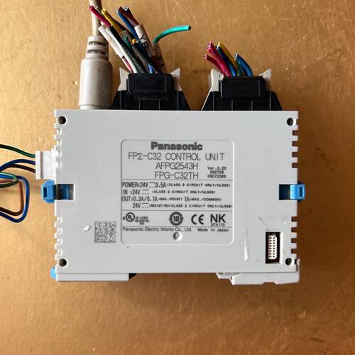 FPG-C32TH AFPG2543H 松下PLC控制单元 FPO-E26T-F扩展议价维修