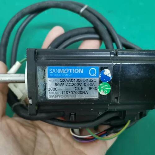 Q2AA04006DXS2C 贴片机伺服马达 60W AC200V 功能包好议价维修