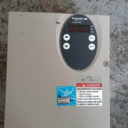 LXM05BD22N4 伺服驱动器 2kW 380V/480V 工控配件议价维修