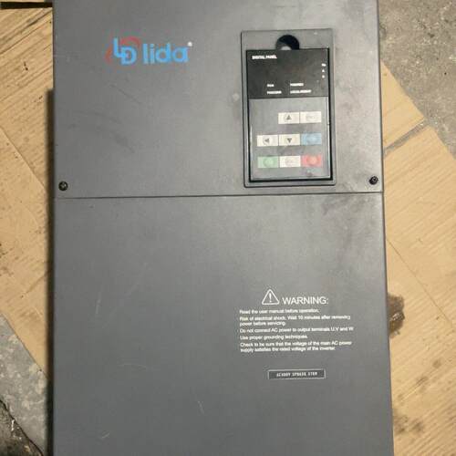 Z8400T-37GNY-Z 利达变频器 37KW三相工业调速装置议价维修