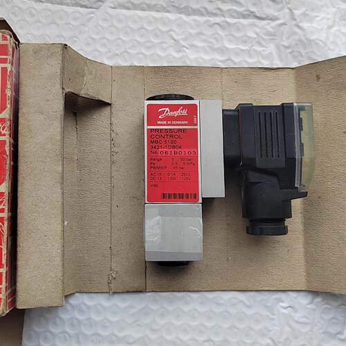 MBC5100 061B0103 压力控制器 丹佛斯 5-30bar工控配件议价维修