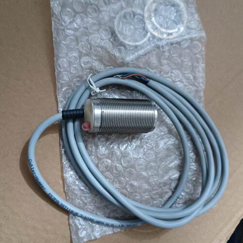 E57FAL30T110 传感器 cutler-hammer工控自动化配件议价维修