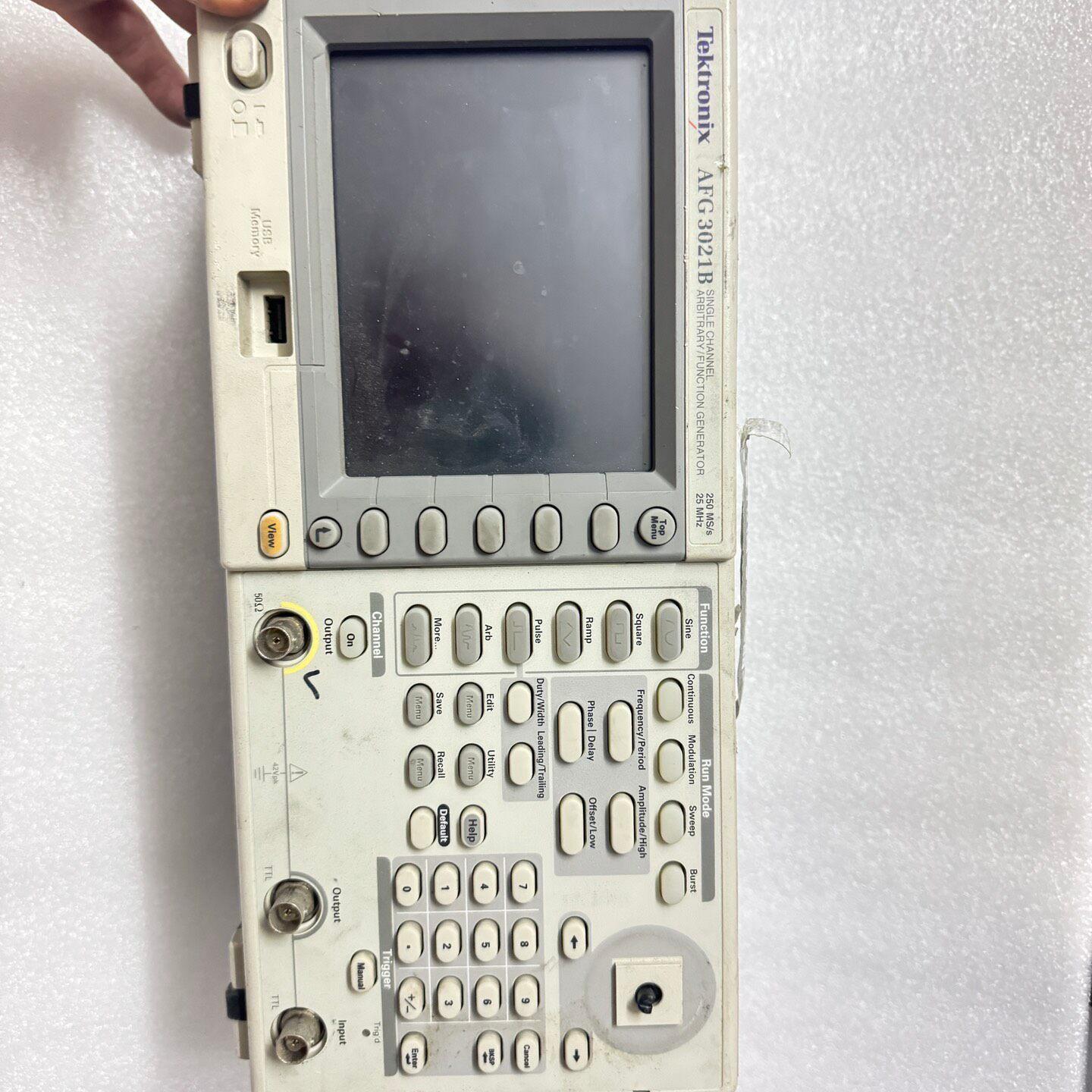 AFG3021B 泰克函数信号发生器 任意波形测试仪器议价维修