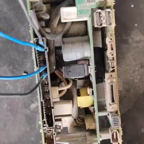 SGD7S-CB120AAA-002 安川驱动器 工控配件 外壳破损议价维修