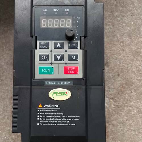 可维修ASKA4-4T1.5K-A变频器功能完好 成色如图议价