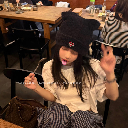 韩系爱心刺绣猫耳朵毛线帽子女