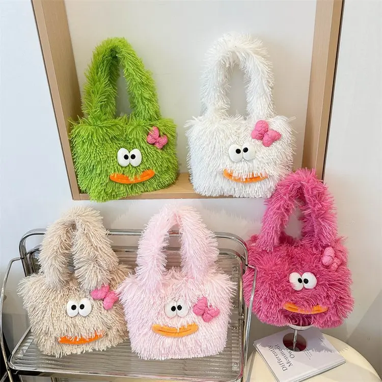 ins网红跨境大眼长毛手提包卡通香肠嘴毛绒包大容量学生上课包女