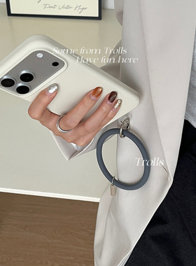 Trolls｜小众高级感ins简约圆环软胶挂绳手环腕带液态硅胶手机壳适用华为mate80Promax小米17苹果16findx9pro