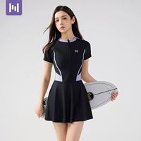 Черный и фиолетовый [классический цвет прикрывает живот и способствует похудению]