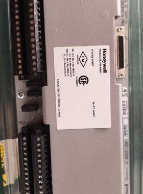 的霍尼韦尔CC-SDOR01数字输继电器扩展模块，型号