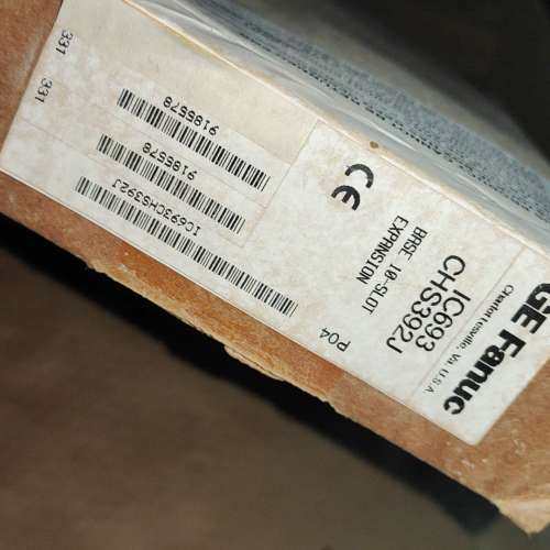 GE Fanuc PLC模块型号：IC693CHS392J