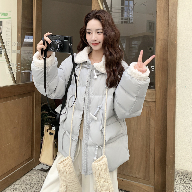 爆新羊羔毛牛角扣现货25冬50鸭绒羽绒短款ZB237-2521-P245-K379,女装羽绒服,浙宝237 爆新羊羔毛牛角扣现货25冬50鸭绒羽绒短款ZB237-2521-P245-K379,女装羽绒服,浙宝237