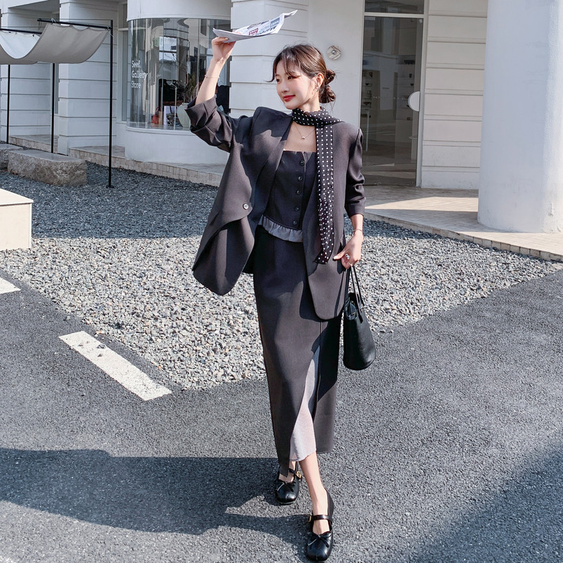 5已出2026气质轻熟搭配飘带西服背心四件套ZB237-2609-P255-K408，女装套装/套裙，浙宝237