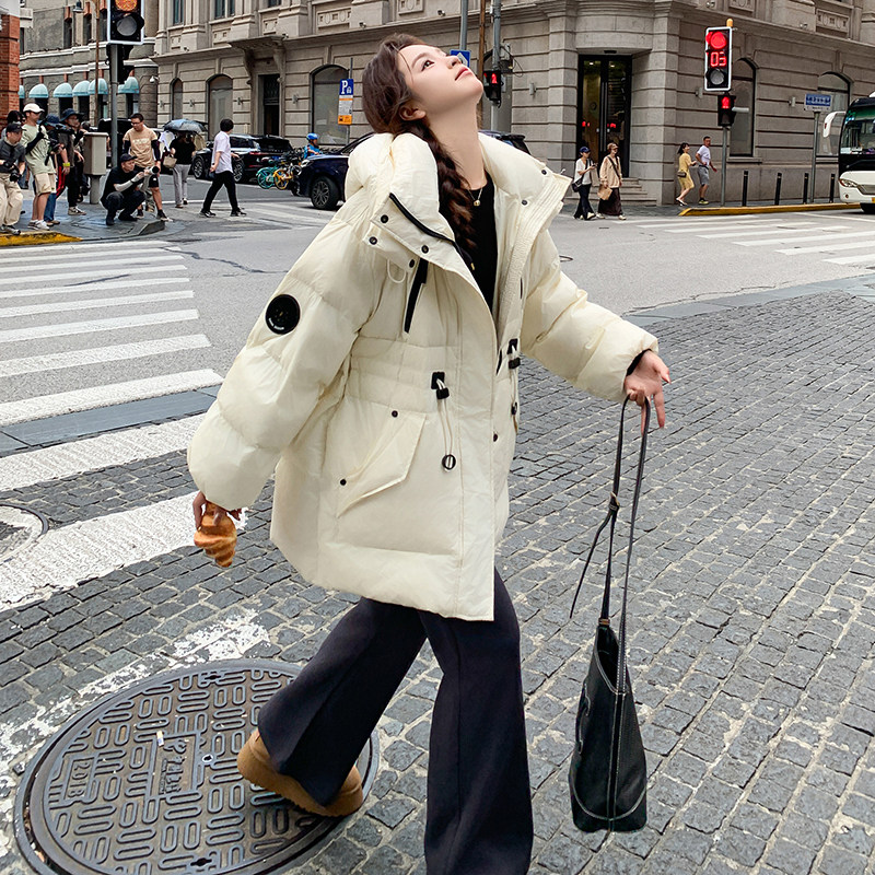 黑金羽绒服女冬2024新款小个子宽松收腰连帽白鸭绒加厚面包服外套,女装羽绒服,浙宝237