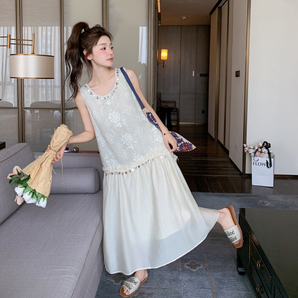 现货已出2025重工刺绣连衣裙ZB237-6835-P135-K198，女装套装/套裙，浙宝237