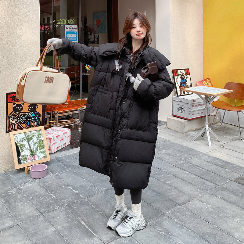 大翻领佩戴蝴蝶发夹现货25冬50鸭绒长羽绒ZB237-6668-P315-K478,女装羽绒服,浙宝237