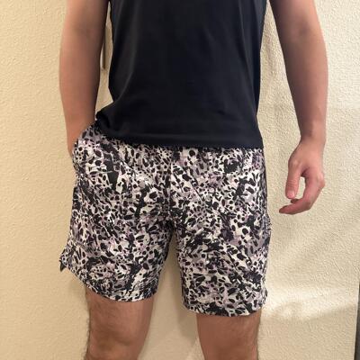 美代正品Lululemon露露乐檬男款短裤License To Train 7寸运动裤