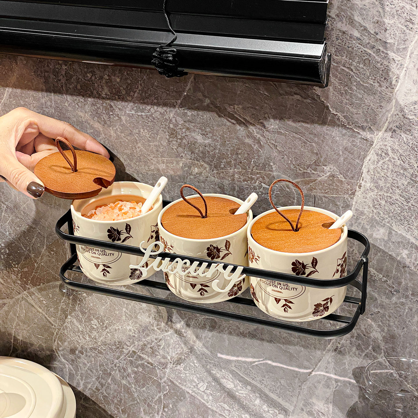 法式陶瓷调料罐套装家用壁挂盐罐佐料收纳架高档厨房用品置物架