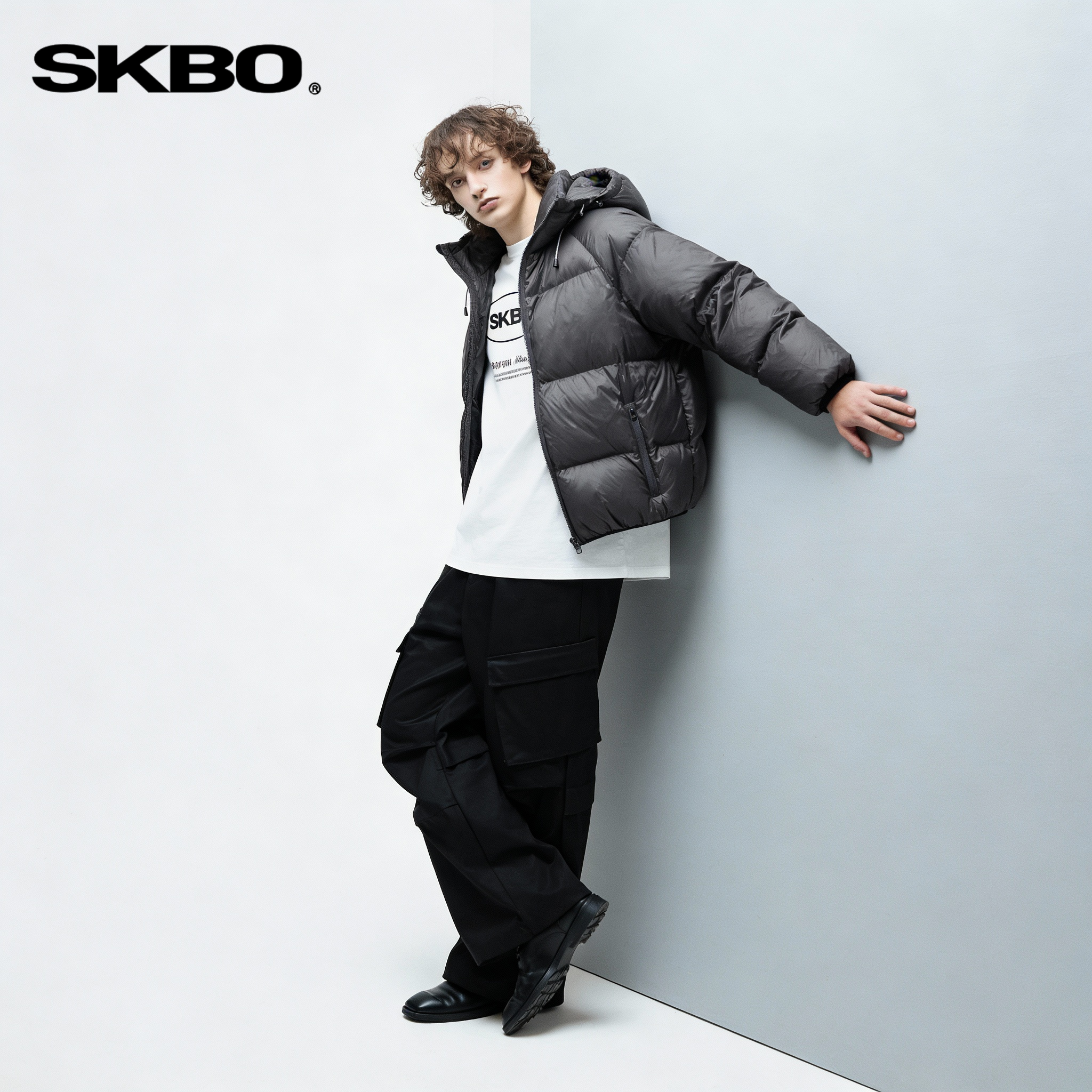 SKBO 羽绒服90绒冬季保暖潮流情侣外套连帽款防风防雪-MA252