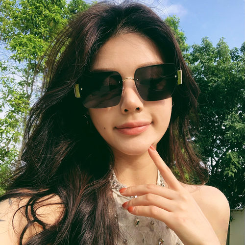 欧美新款金属半框墨镜女高级感圆脸显瘦时尚潮遮阳防紫外线太阳镜