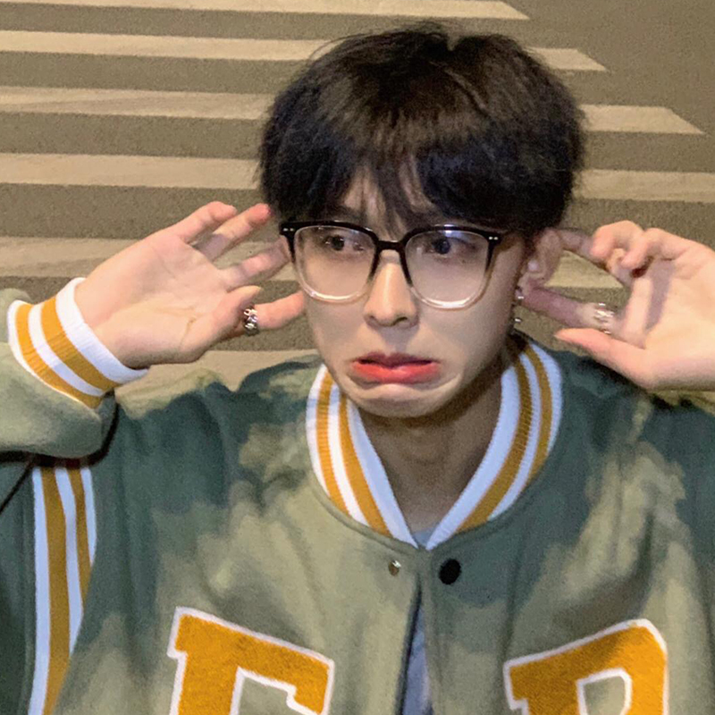 上黑下白眼镜框防蓝光TR学生复古黑色渐变方形有度数近视平光镜男