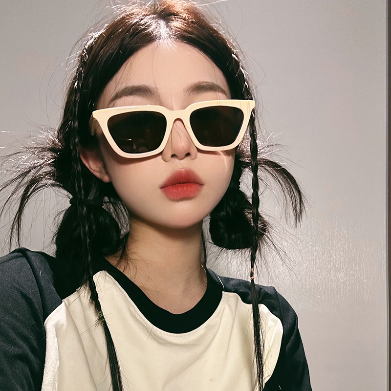 桔里防紫外线氛围感女个性太阳镜