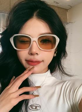 Flora系列潮流墨镜女款