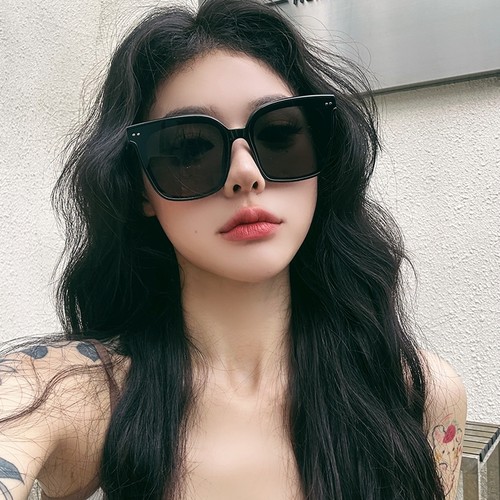 桔里方形个性女款黑超墨镜