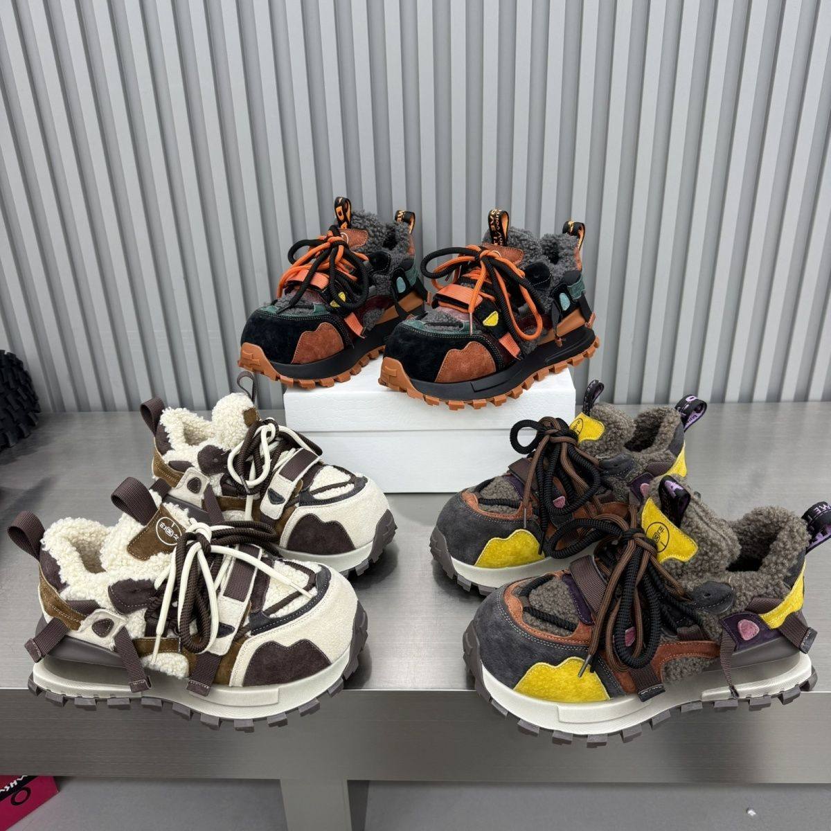 2025年春季新款百搭厚底拼色增高鞋潮阿甘鞋女休闲鞋运动鞋真皮