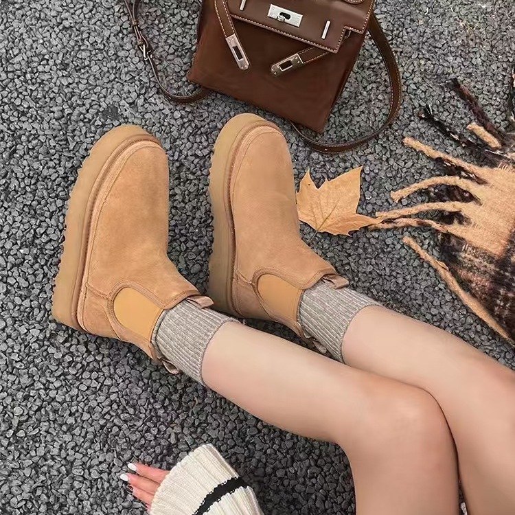 桑坡羊皮毛一体厚底切尔西雪地靴女冬季加绒防寒保暖短筒东北棉靴