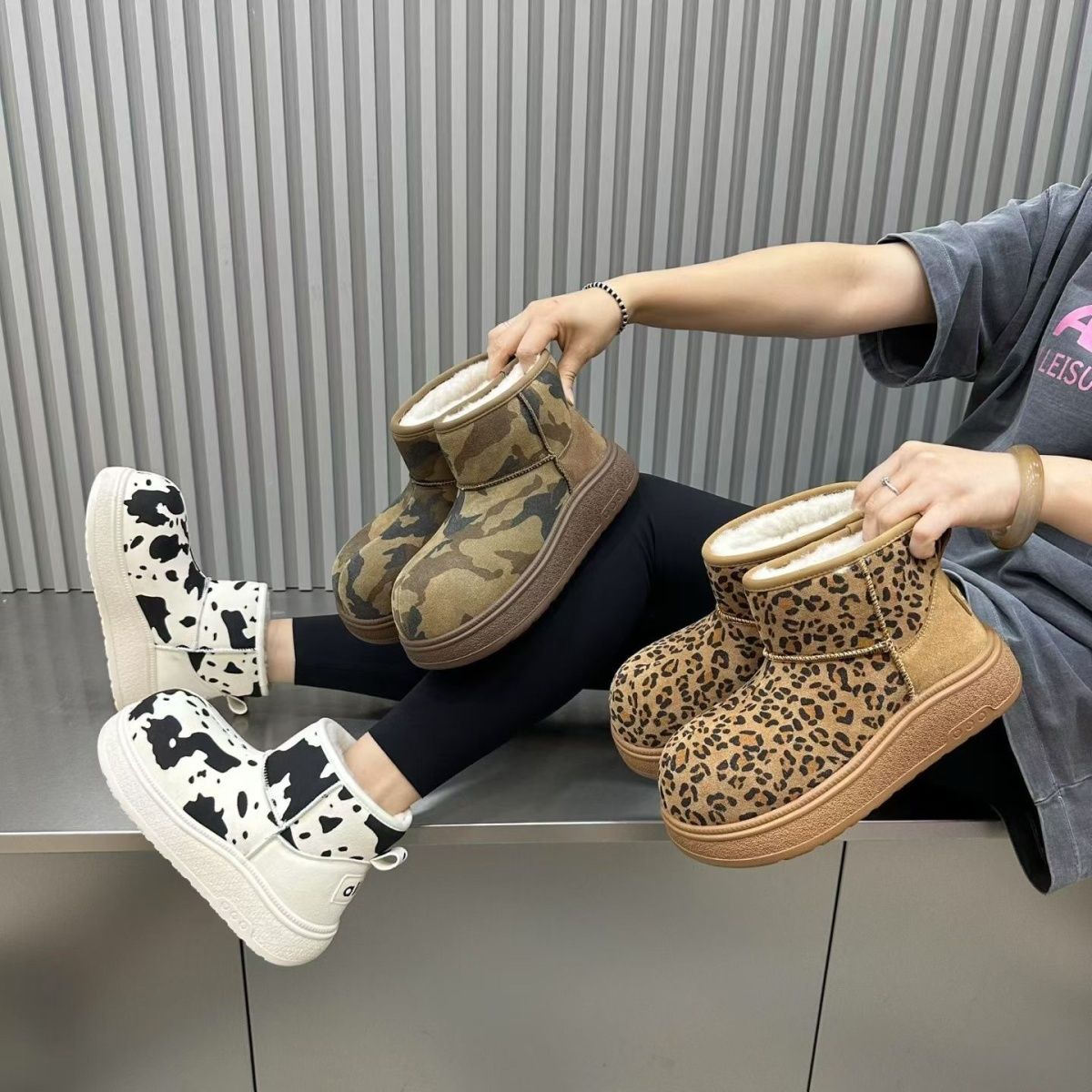 厚底豹纹雪地靴女冬季2025新款加绒加厚短筒短靴子东北保暖棉鞋