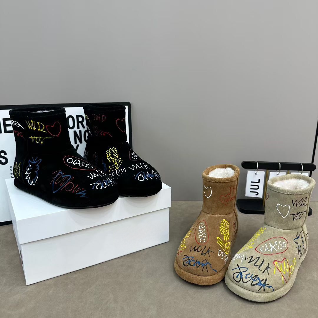 2025新款时尚百搭真皮雪地靴女厚底加绒加厚保暖短筒冬季磨砂棉鞋