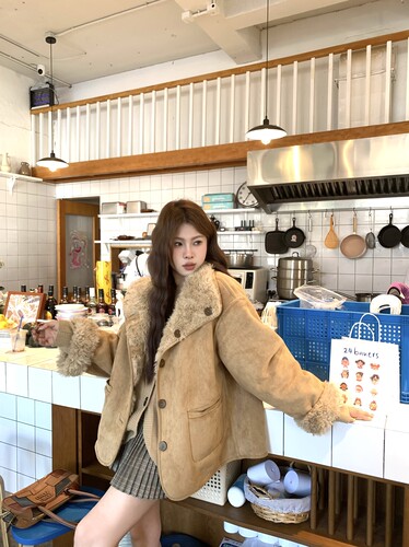 宅宅athome//伯爵奶茶 双面穿皮毛一体外套立领羊羔毛保暖上衣