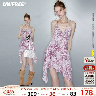UNIFREE粉色豹纹雪纺吊带连衣裙女夏季新款不对称设计收腰度假裙