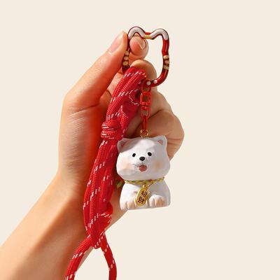 2026正版招财摇尾小狗车钥匙扣可爱萨摩耶公仔书包挂件情侣钥匙链