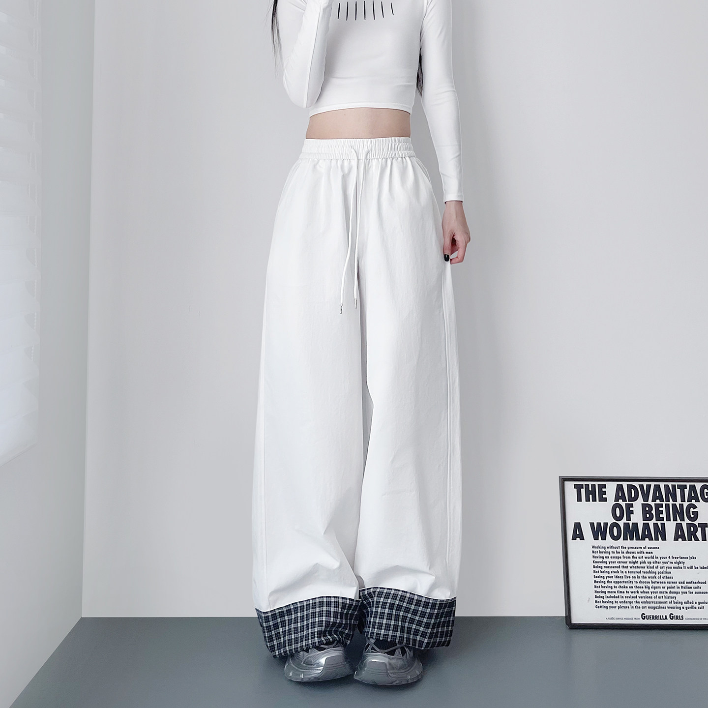 大码白色拼接格子阔腿裤女2026春季胖mm微胖女孩显瘦设计感运动裤,女装/女士精品,大码裤装,淘宝优惠券,粉丝福利购,淘宝优惠卷