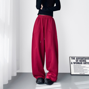 大码红色拽姐酷飒风运动卫裤女冬季胖mm加长高腰显瘦阔腿弯刀裤子